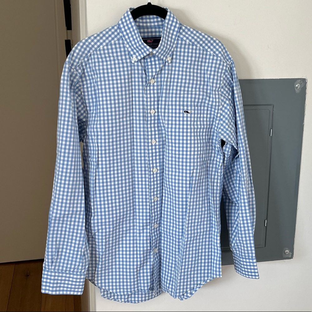 Vineyard vines tucker blue and white checkered button down